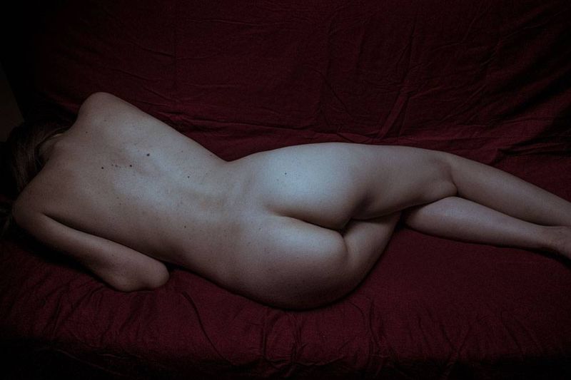The Red Sofa - Fotografia Nude Art 